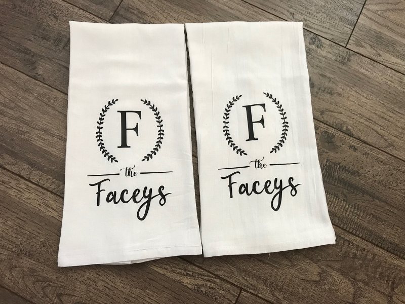 https://www.tuquyenscustomcreations.com/wp-content/uploads/2019/07/personalized-flour-sack-kitchen-towels.jpg